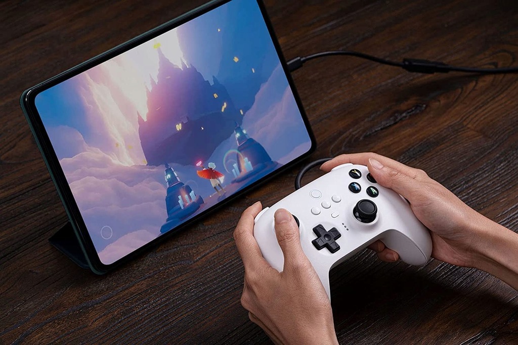 Купить 8Bitdo Ultimate White Pad USB-коммутатор для ПК и Android: отзывы, фото, характеристики в интерне-магазине Aredi.ru