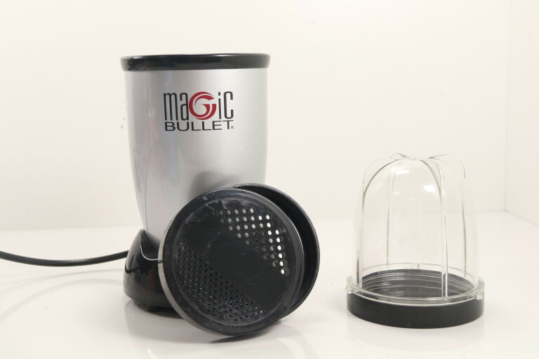 BLENDER MAGIC BULLET MB1001B
