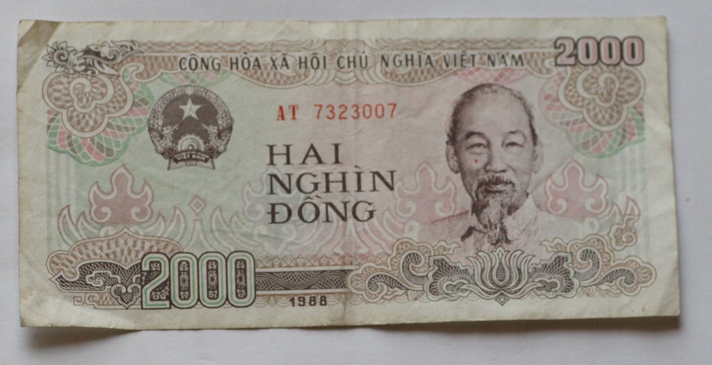 Banknot Wietnam 2000 Dong 1988