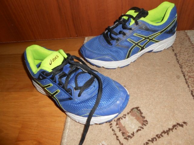 ASICS C60NQ sportowe dla chłopca ,35/22 cm 10619912061 - oficjalne archiwum Allegro