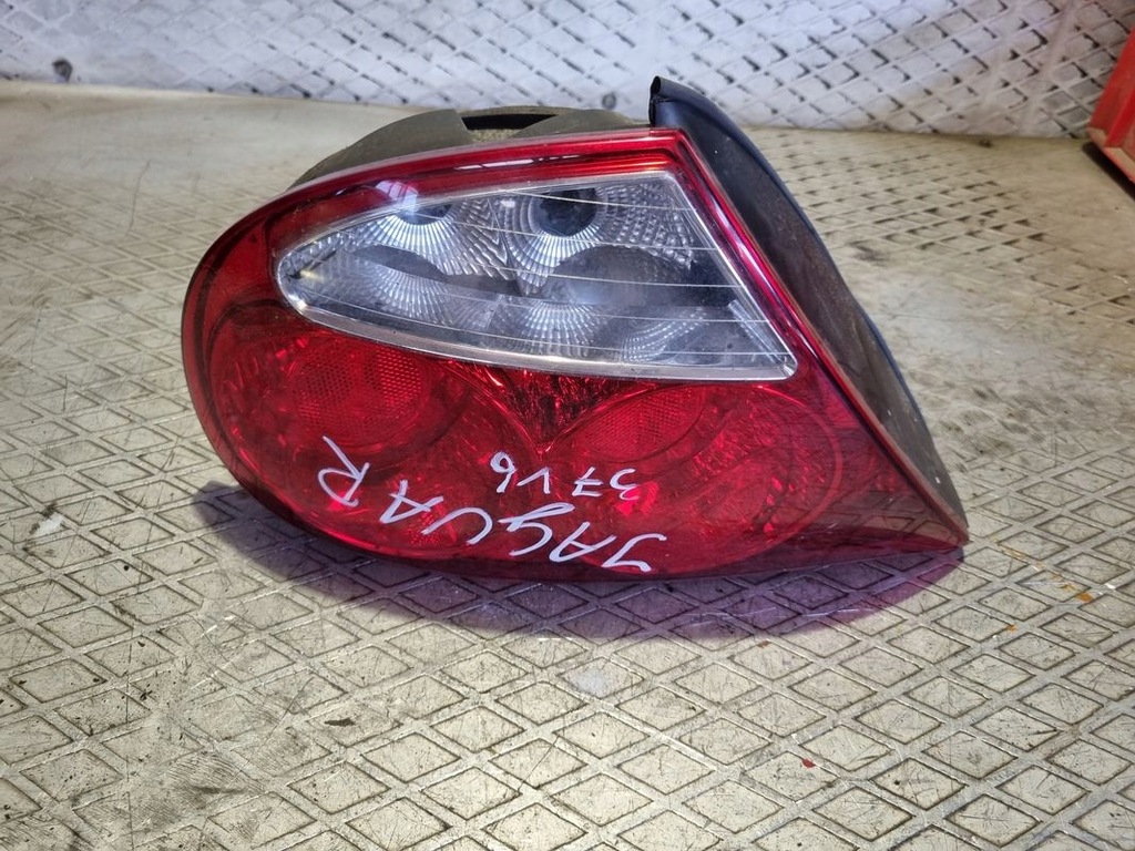 JAGUAR STYPE LAMPA LEWA TYLNA TYŁ 11063488387 oficjalne archiwum