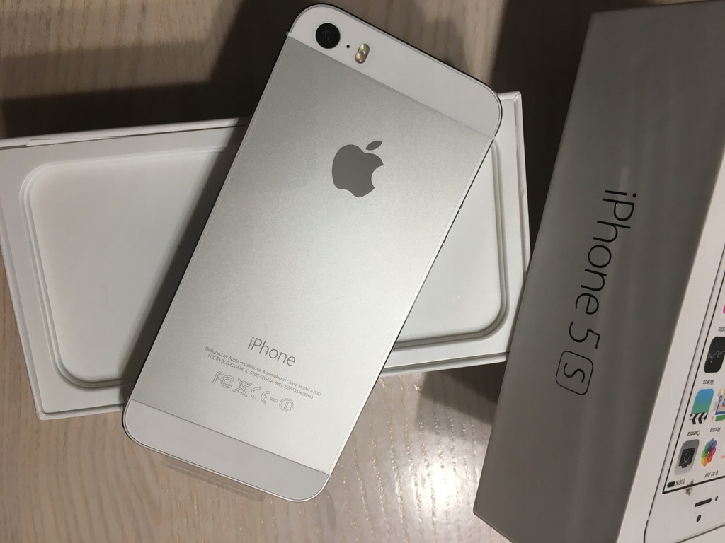 Iphone 5s silver.Nowy gwarancja iSpot od 8.02.2019