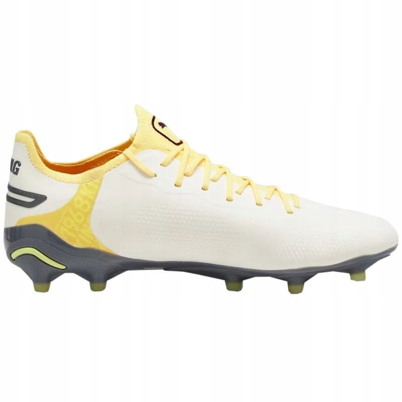 Buty piłkarskie Puma King Ultimate FG AG M 107563 05 40