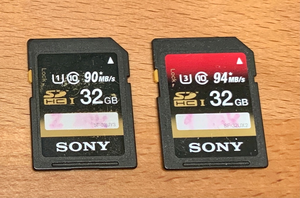 2x 32GB karta SONY SD HC C10 (64GB)