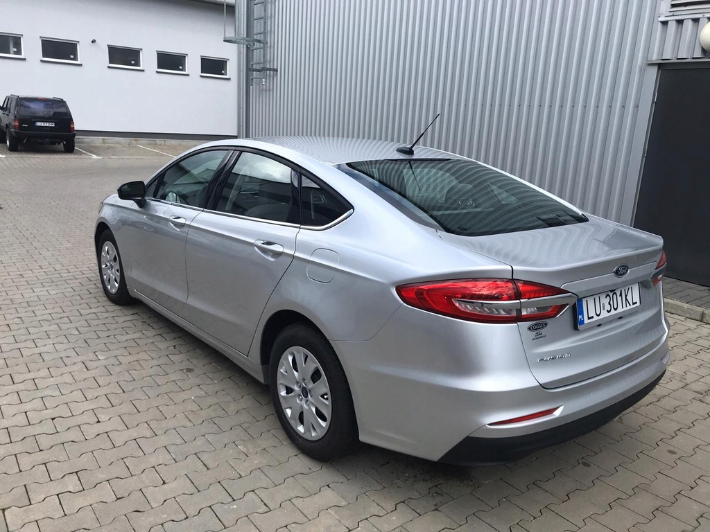 ford mondeo fusion 2019 580 km przebieg silnik 2,5