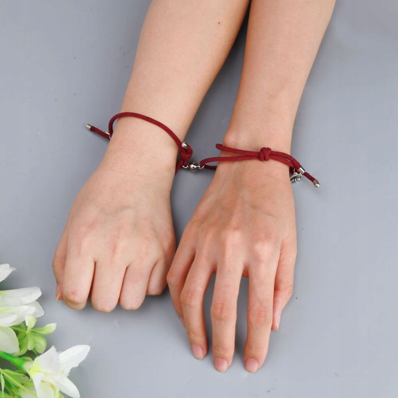 Купить Привлекательные магнитные браслеты – хит для пар: отзывы, фото, характеристики в интерне-магазине Aredi.ru