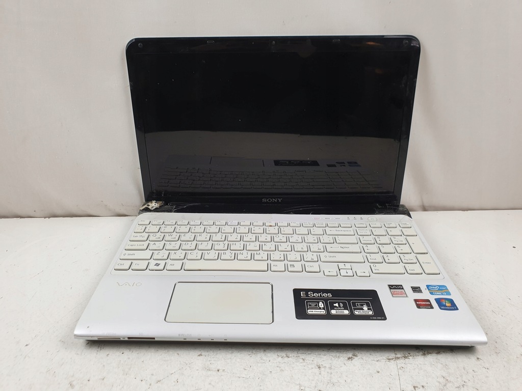 Sony Vaio SVE151A11W i3 (2042072) - 12599963546 - oficjalne archiwum ...