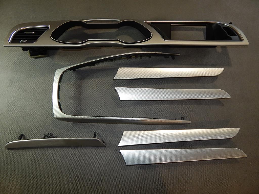 AUDI A4 B8 LISTWY OZDOBNE DEKORY - 7089555488 - oficjalne archiwum Allegro