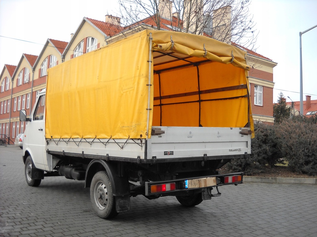 Lublin - 3. Skrzyniowy. Intral. 3MI. Ład - 1740kg.