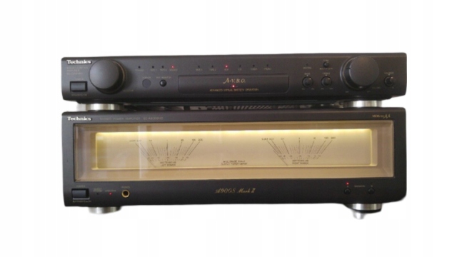 SE-A900SM2 SU-C800UM2 Technics Wzmacniacz dwójdzielny a1