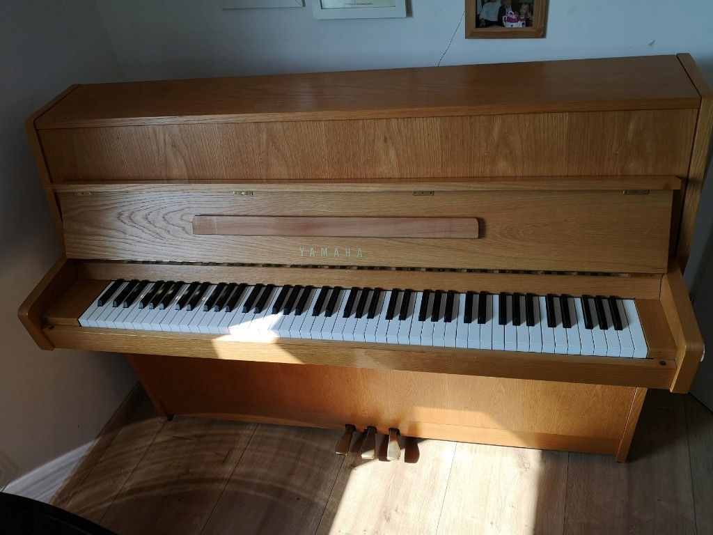 pianino Yamaha c108n