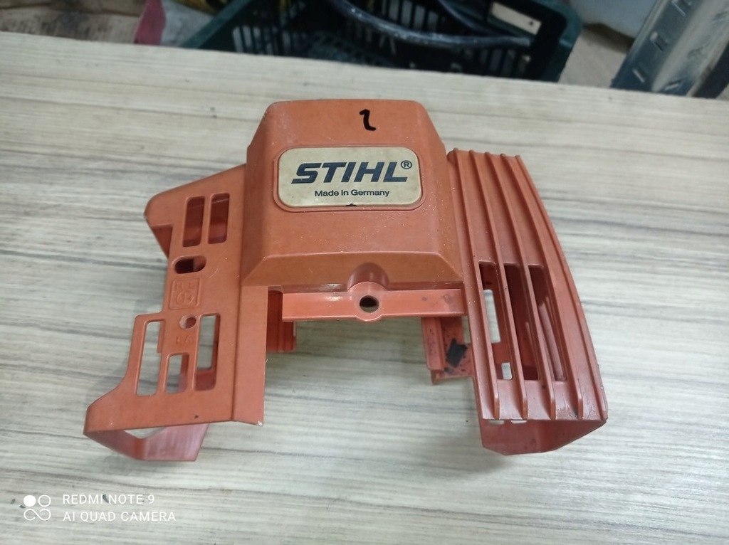 STIHL HS 75 80 OSŁONA POKRYWA SILNIKA CYLINDRA