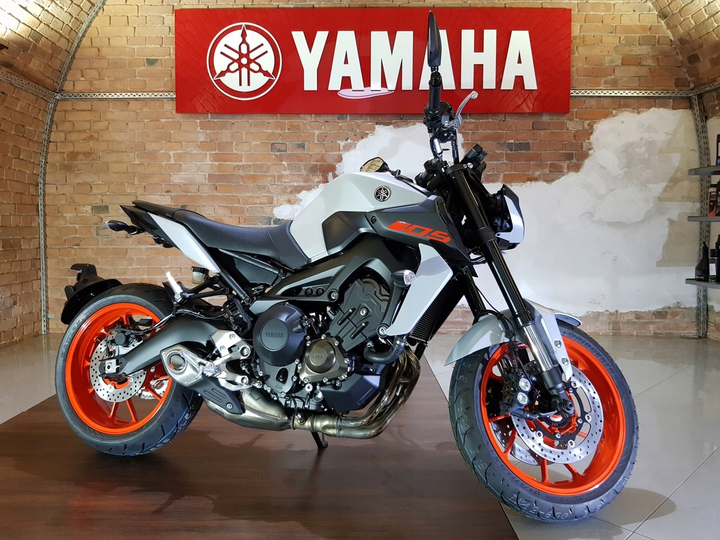 yamaha mt 09 ice fluo