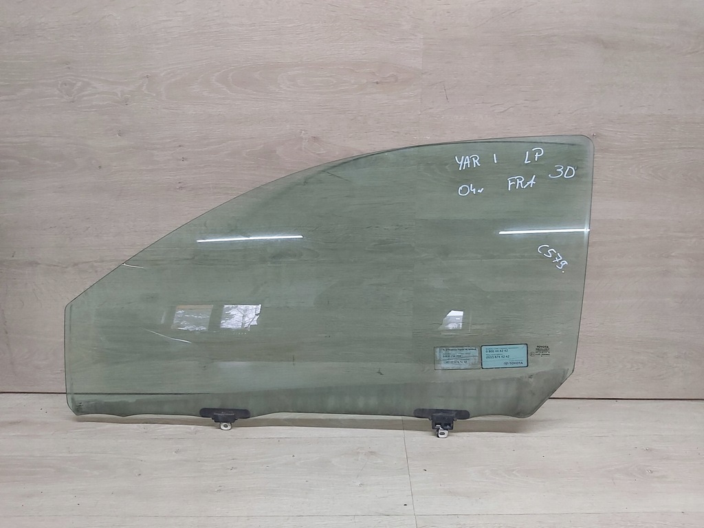 Toyota Yaris I 99 - 05 rok szyba drzwi lewa 3D FRANCUZ 04r