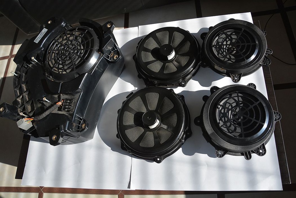 Subwoofer Głośniki BOSE 7P5035481D PORSCHE CAYENNE 7204010595