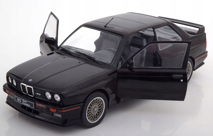 Купить BMW M3 E30 красный масштаб 1:18 ок. 25 см, цельный металл.: отзывы, фото, характеристики в интерне-магазине Aredi.ru