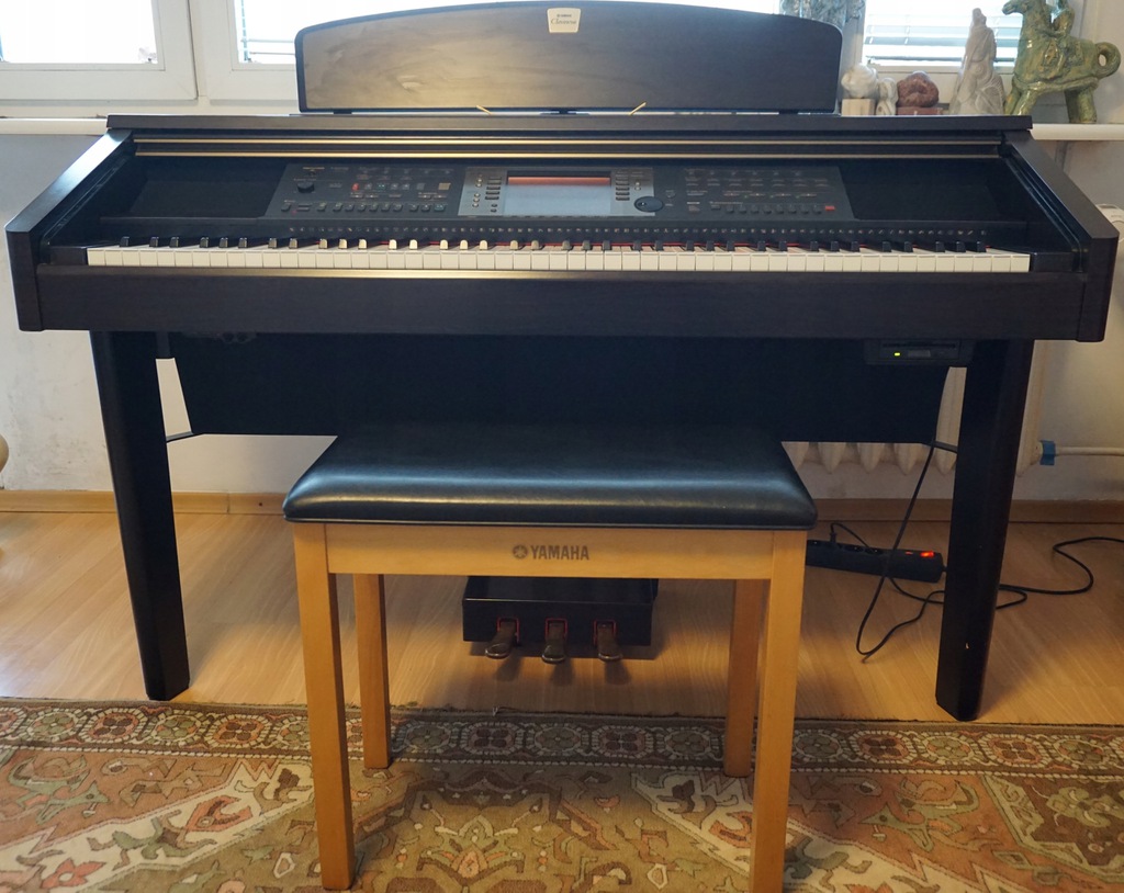 Pianino cyfrowe Yamaha Clavinova CVP-207