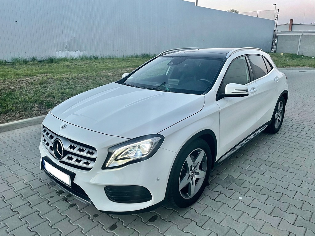 MERCEDESBENZ KLASA GLA 220 4MATIC 184 KM Jak nowy