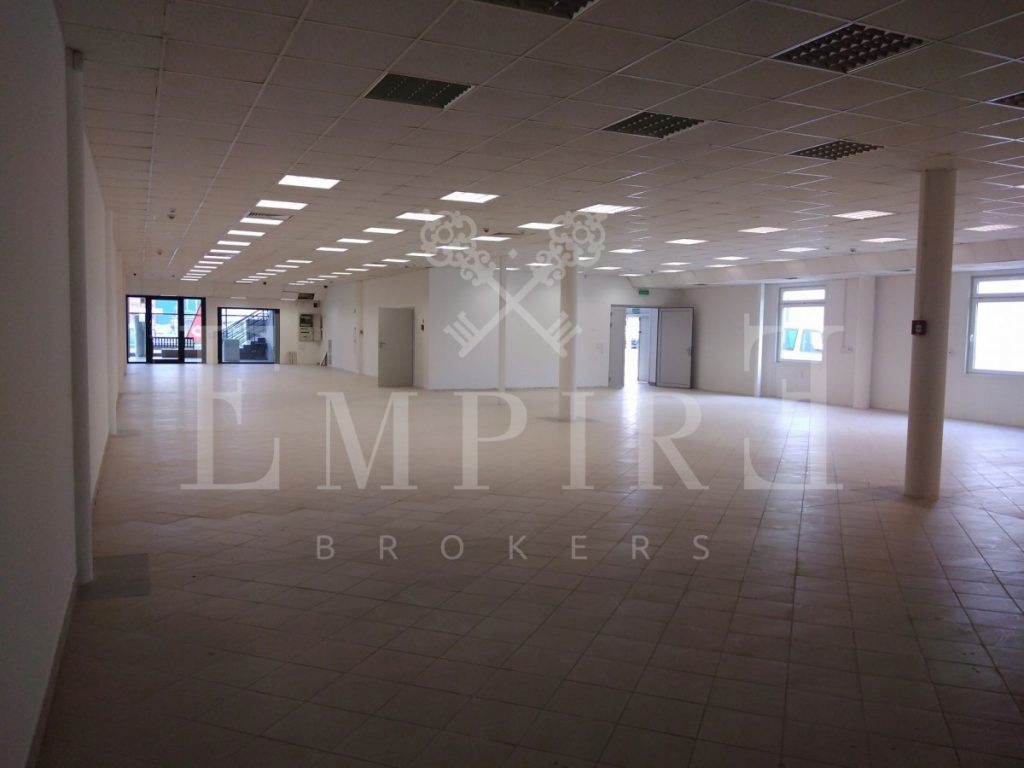 Komercyjne, Ząbki, Wołomiński (pow.), 200 m²