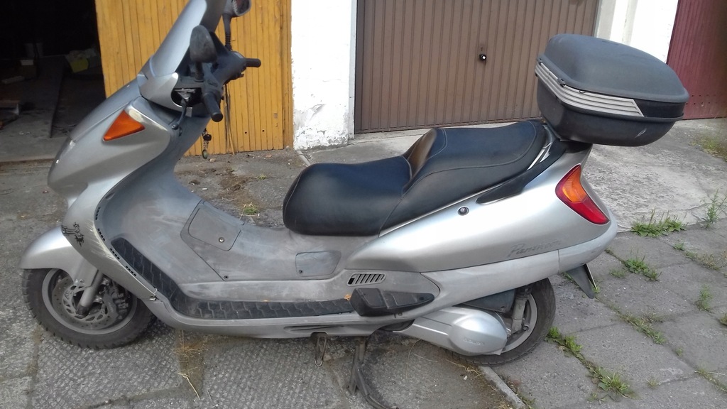 Honda Pantheon 1252T 8348495543 oficjalne archiwum