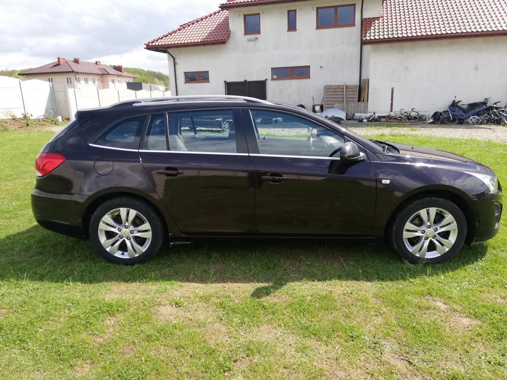 Chevrolet Cruze 1.7 CDTI 130KM Klima, Nawigacja