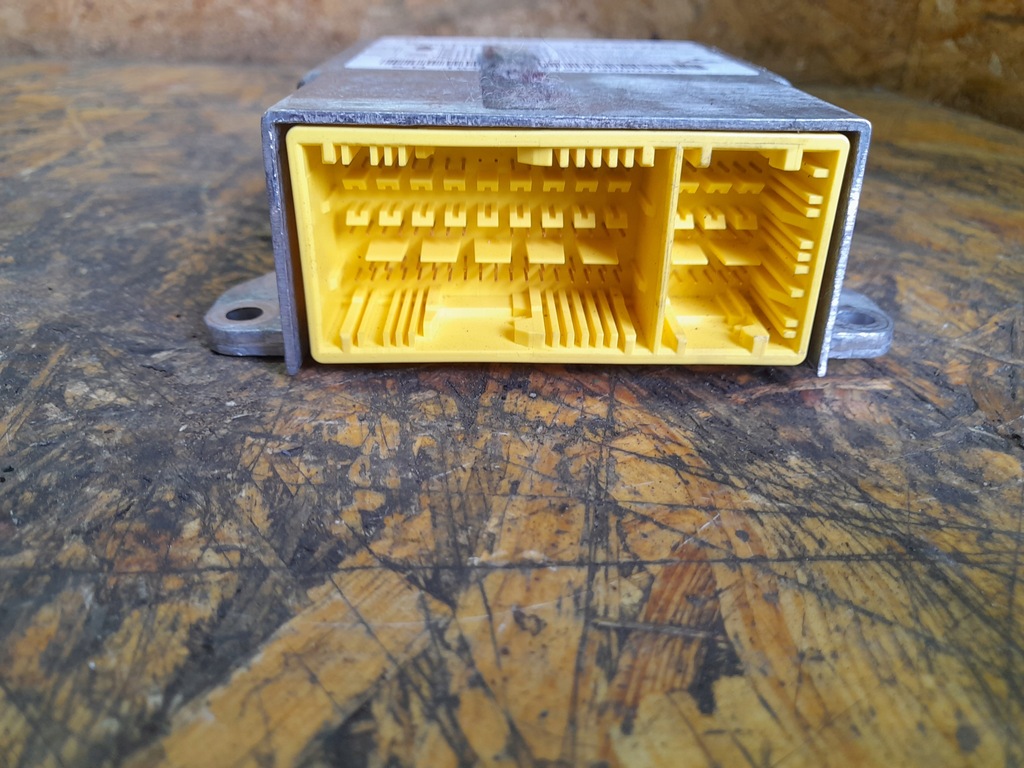 MERCEDES W204 LIFT MODUŁ SENSOR AIRBAG 12689929068 oficjalne