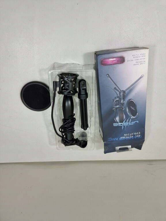 HAMA URAGE MIKROFON/PUDEŁKO