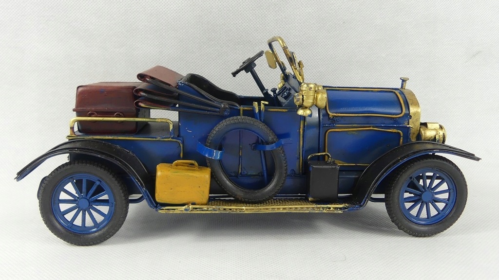 Metalowy zabytkowy model auto RETRO pojazd 27,5cm 12468708920