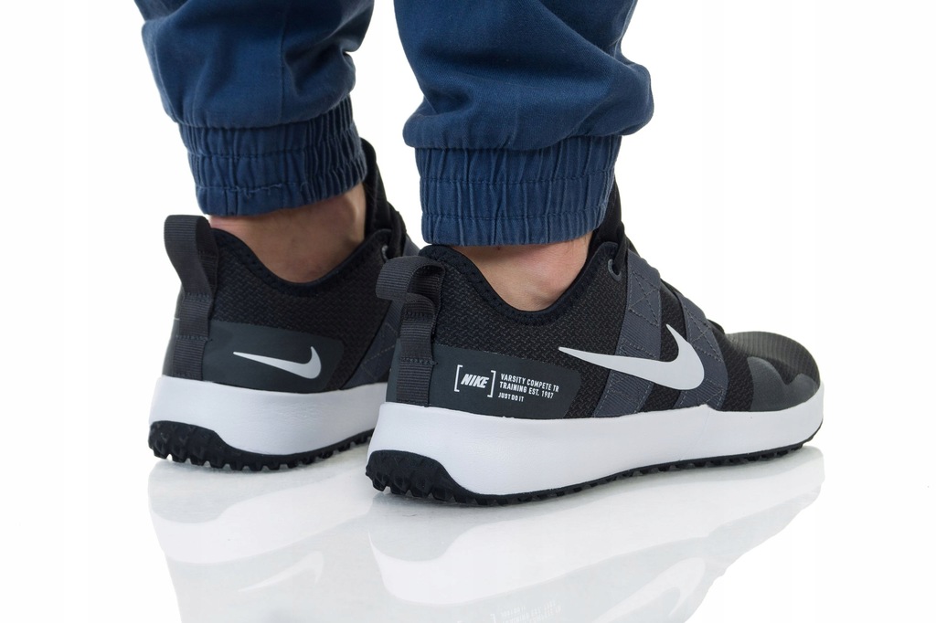 Кроссовки Nike compete Run