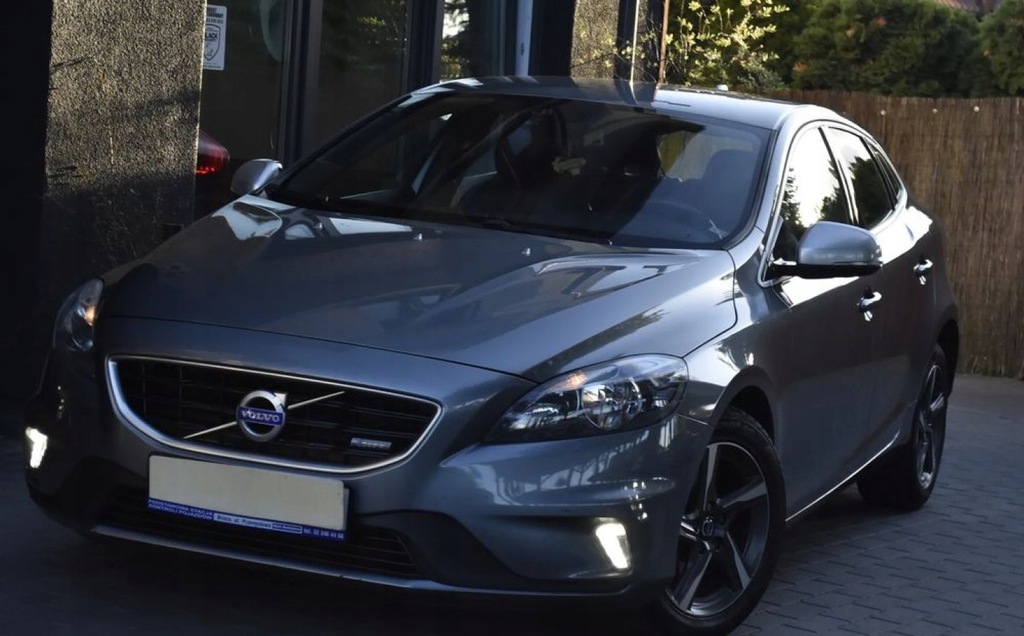 Volvo V40 Volvo V40 D4 Drive-E R-Design Summum