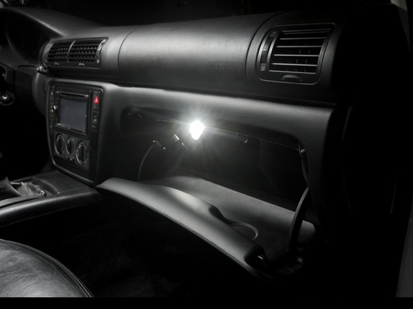 Żarówka LED CANBUS postojowa SUZUKI SX SX4 Wagon R