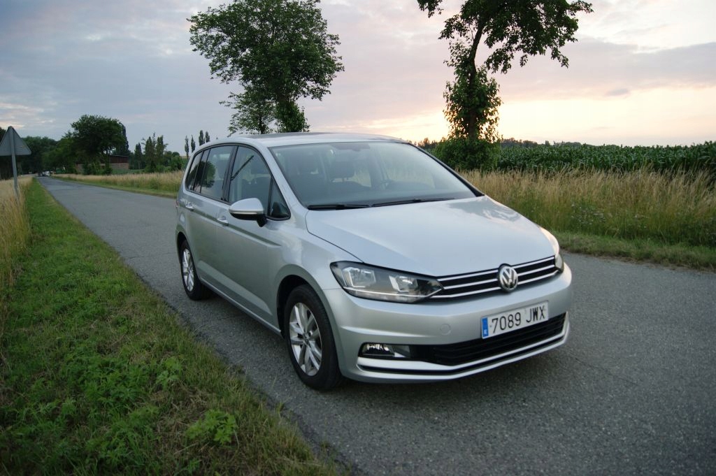 VW Touran 02/2017 1.6tdi 116KM Bluemotion 18tyś km