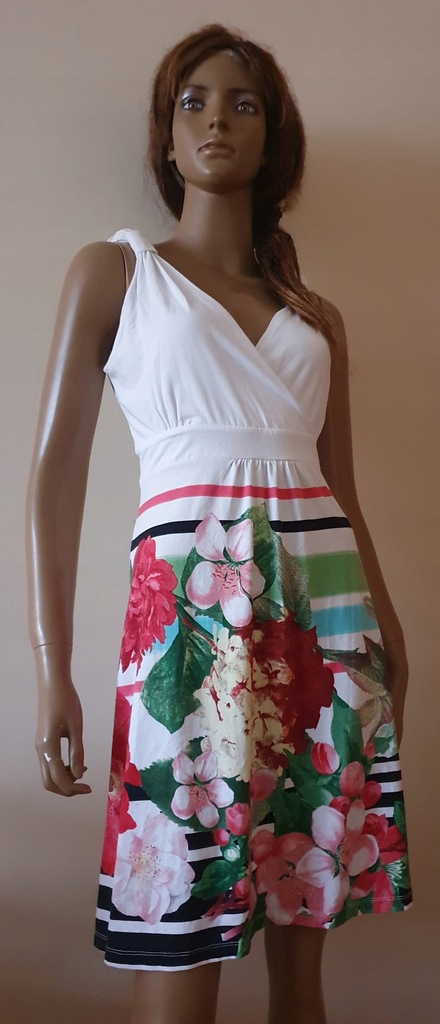C&A letnia sukienka w malowane kwiaty roz. 42