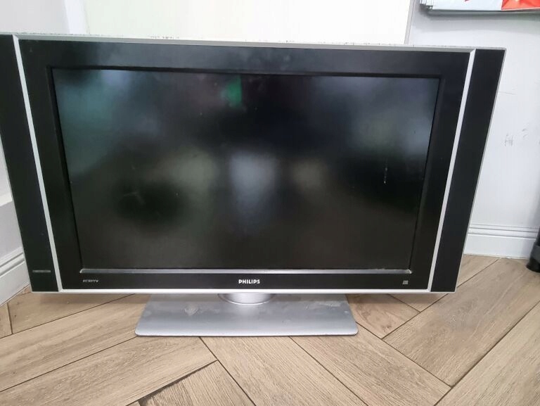 TELEWIZOR PHILIPS LC320W01-SL06