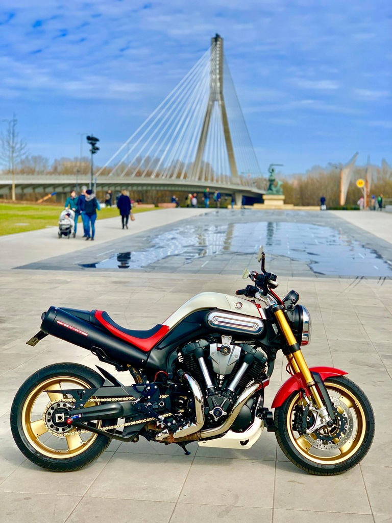 Yamaha MT 1