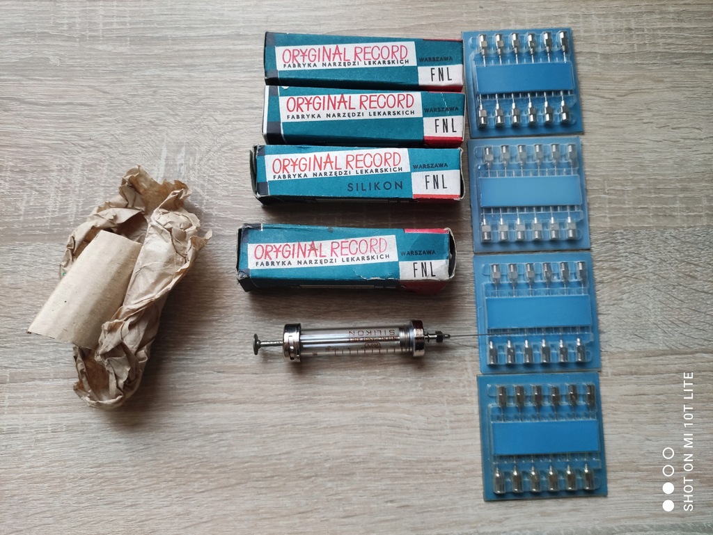 STRZYKAWKA SZKLANA ORYGINAL RECORD 5 ml + IGŁY 11993943388