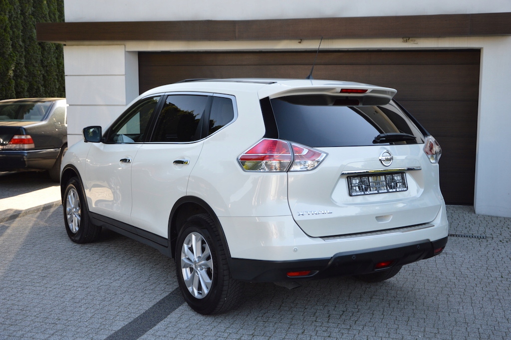 Nissan XTrail Tekna 7 Osobowy Nowy Biała Perła