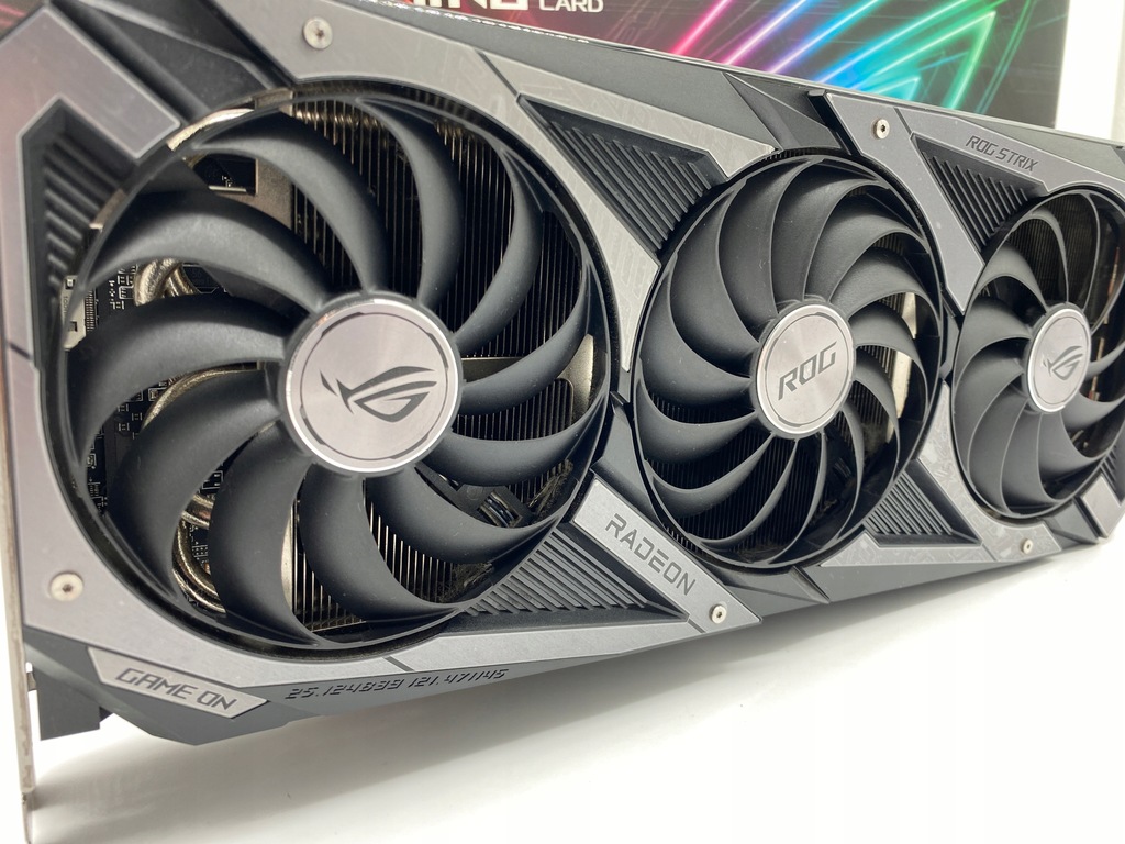 Купить Игровая карта Asus ROG STRIX RX 6700XT 12 ГБ: отзывы, фото, характеристики в интерне-магазине Aredi.ru