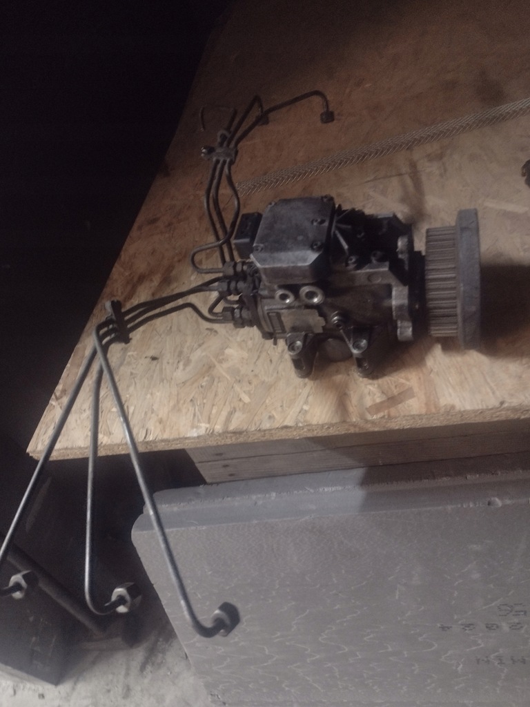 Audi A6 C5 2,5D. Przewody Wtryskowe.