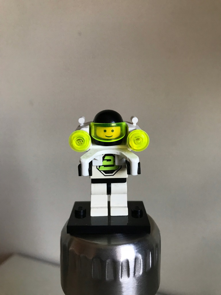 Figurka Blacktron 2 (sp055) - LEGO Space 1991 rok