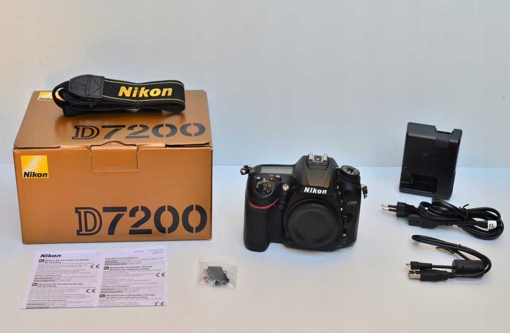 NIKON D7200, wykonał 26.231 zdjęć, stan JAK NOWY