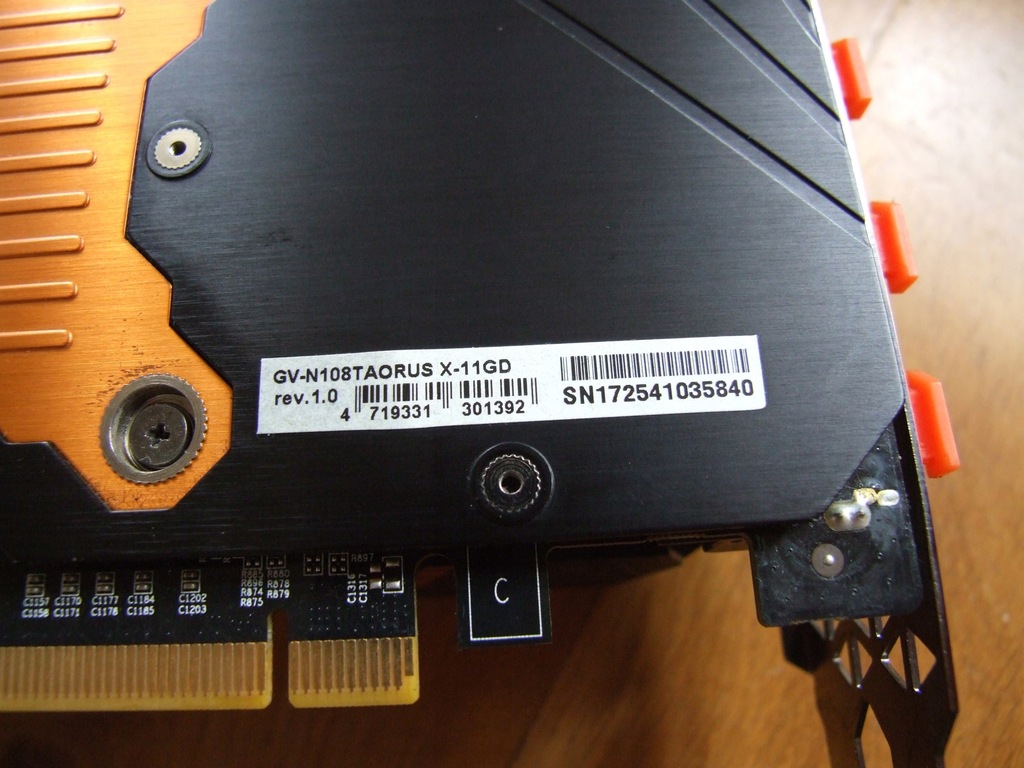 Купить GIGABYTE AORUS GTX 1080 Ti Xtreme Edition 11 ГБ #8: отзывы, фото ...