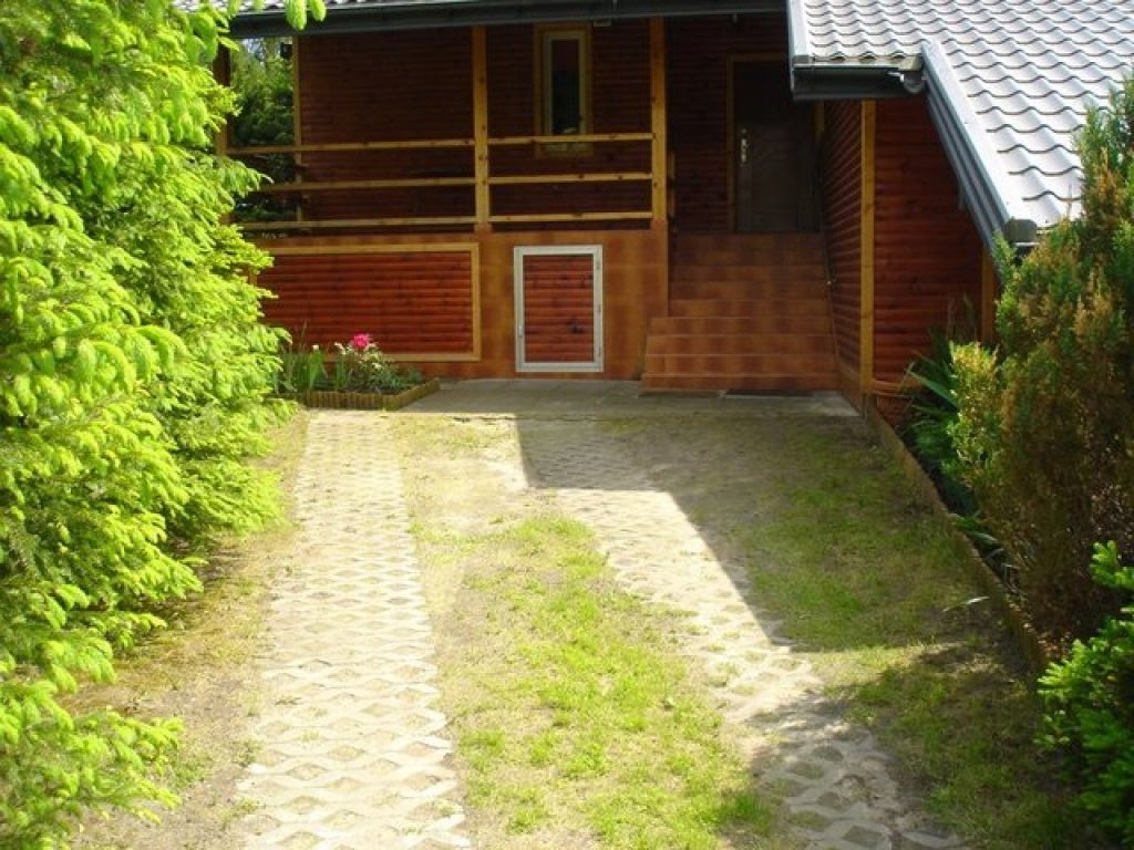 Dom, Kuflew, Mrozy (gm.), Miński (pow.), 200 m²