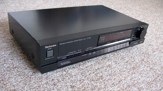 ST-G70 Technics Stereo Synthesizer Tuner Radio A