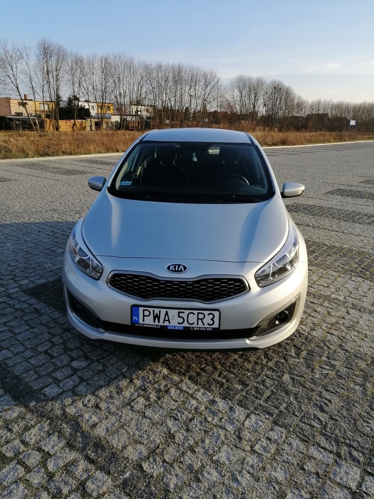 KIA CEE'D (JD) 1.4 CRDi 90 90 KM 8958319205 oficjalne