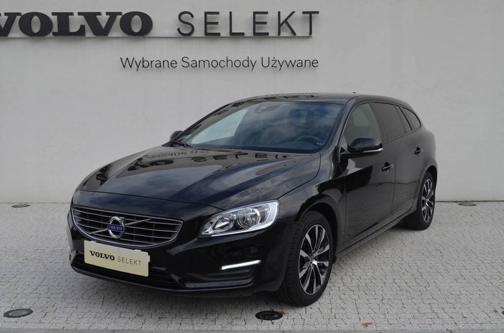 VOLVO V60 D2 2.0 120KM DYNAMIC EDITION SERWISOWANY