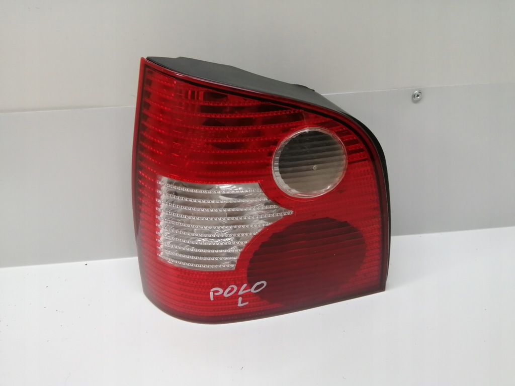 LAMPA TYLNA LEWA VOLKSWAGEN POLO 9N OKULAR 8705431605