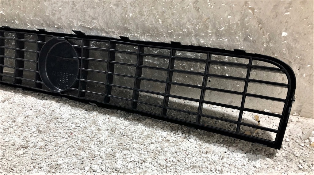 FIAT GRANDE PUNTO GRILL KRATKA ZDERZAKA GÓRNA ORG