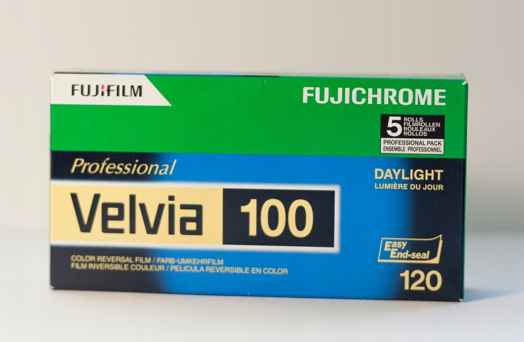 Fujifilm Velvia 100 5-pack, średni format typ 120