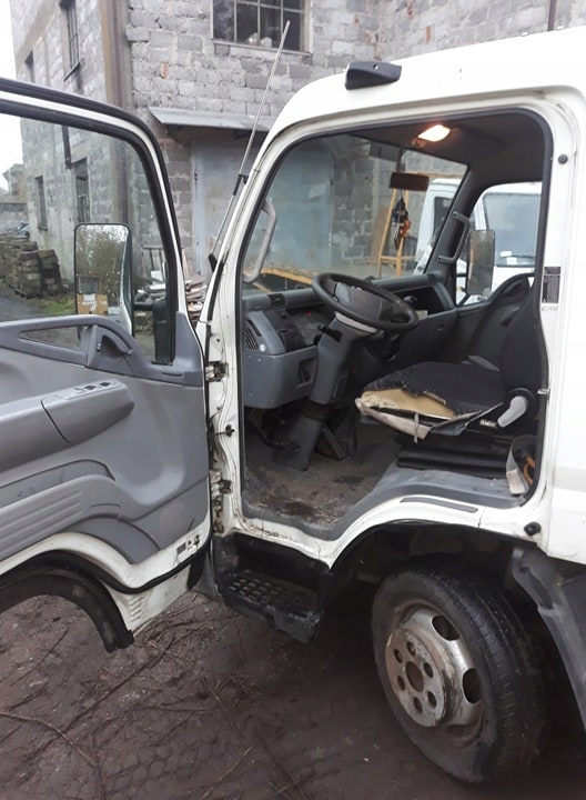 FUSO (MITSUBISHI) CANTER BRAMOWIEC DO 3,5T 8727069604